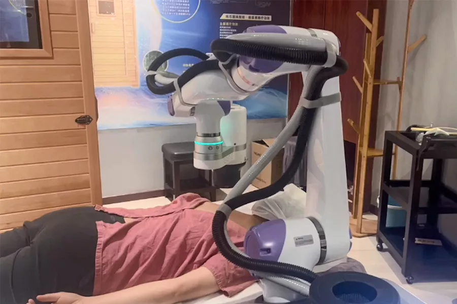 Stone Moxibustion Physiotherapy